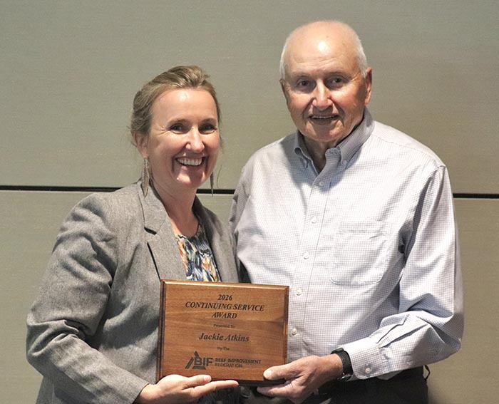 Atkins, and incoming BIF President, Dr. Ken Odde. Atkins, and incoming BIF President, Dr. Ken Odde.